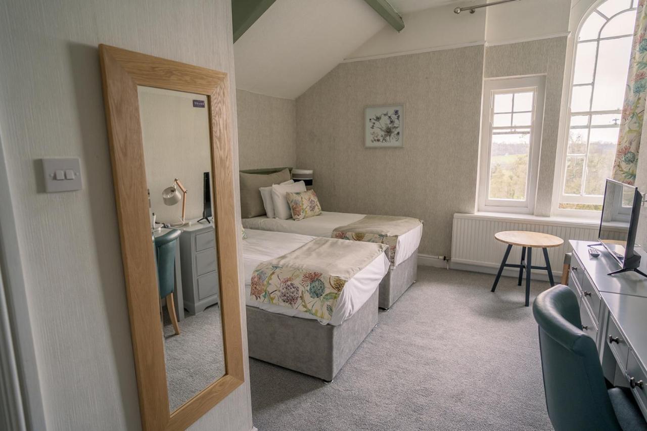 Hostal Court Colman Manor Bridgend  Exterior foto