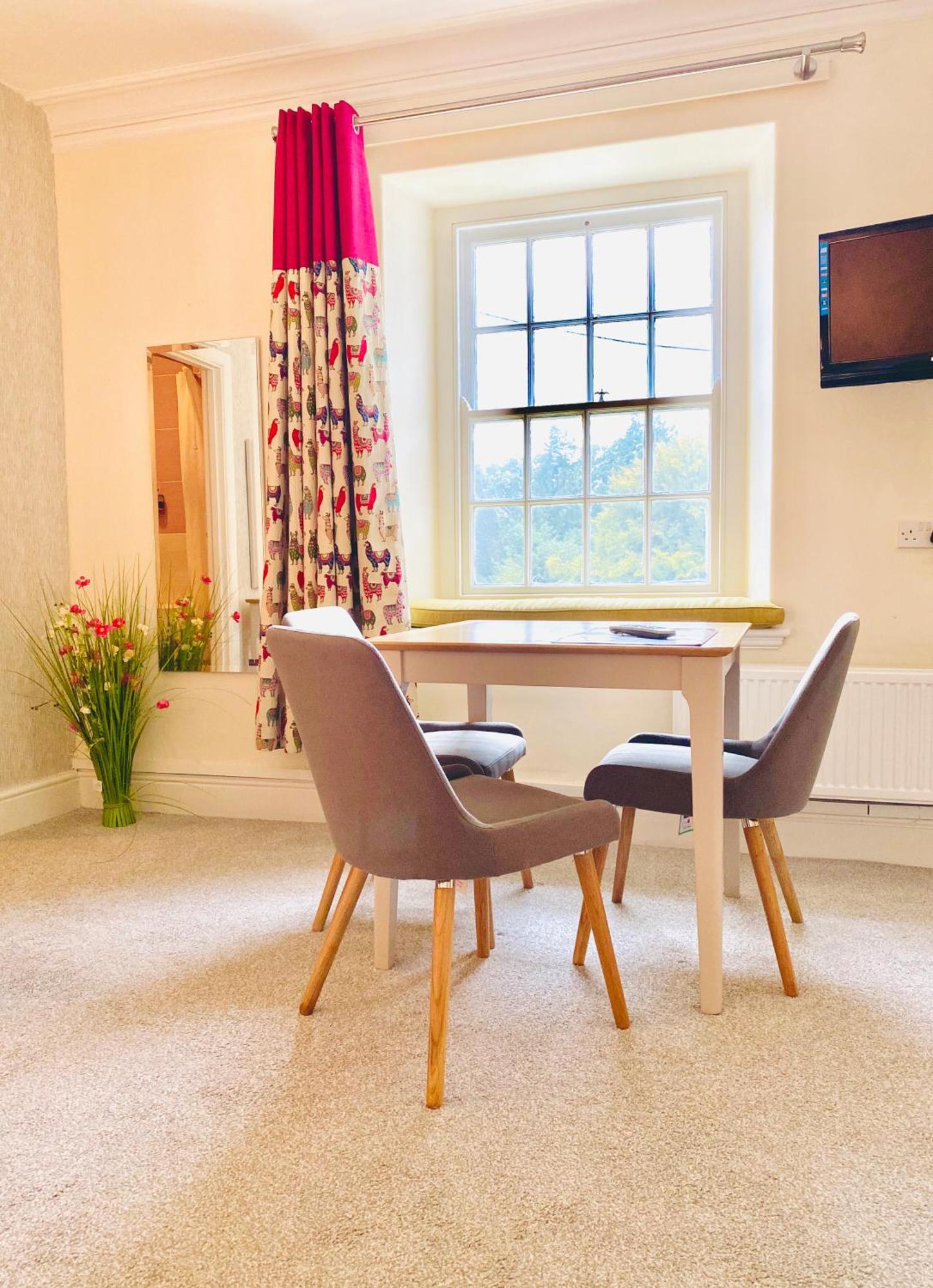Hostal Court Colman Manor Bridgend  Habitación foto